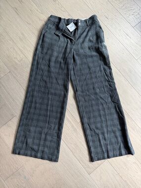 NWT American Eagle Outfitters Women's Gray Plaid Wide-Leg Trousers